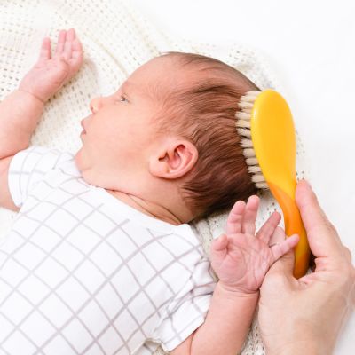 Bébé perd ses cheveux : est-ce normal ? 7